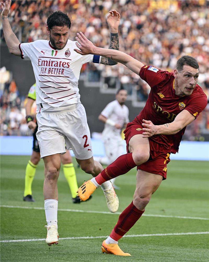 من المواجهة