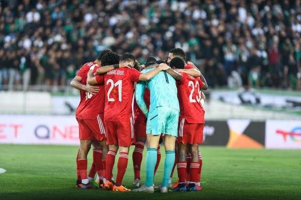 لاعبو الأهلي