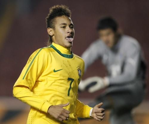 2011-02-132011-02-13t034841z_01_aqp64_rtridsp_3_soccer-latam_reuters