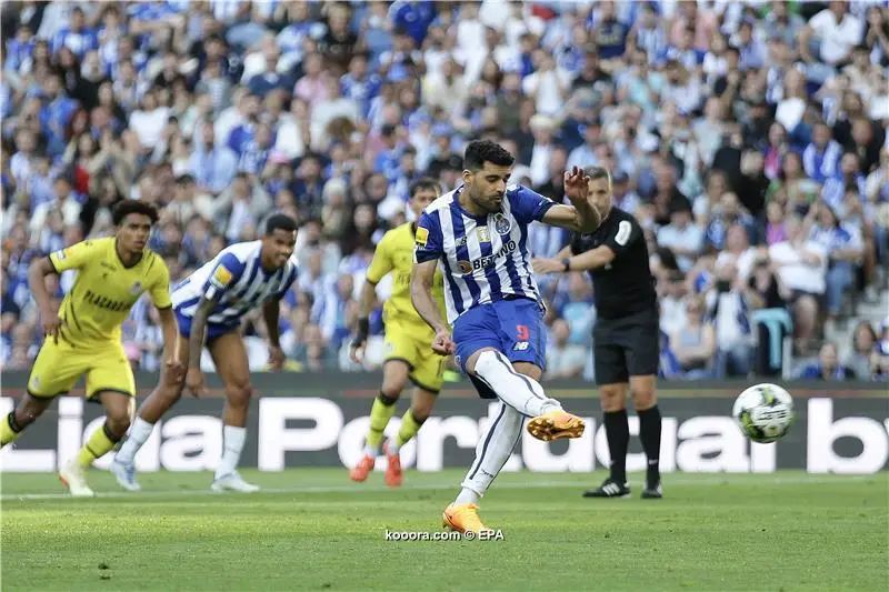 ?i=epa%2fsoccer%2f2023-04%2f2023-04-30%2f2023-04-30-10600951_epa