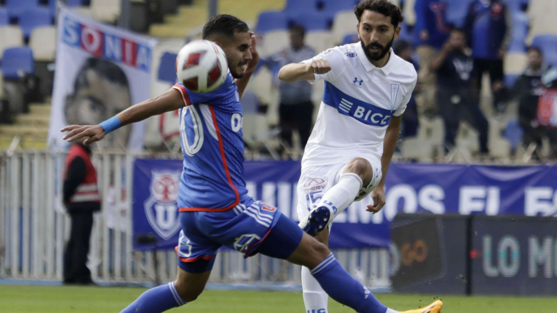 من اللقاء (نقلا عن حساب يونيفرسيداد كاتوليكا علي تويتر)