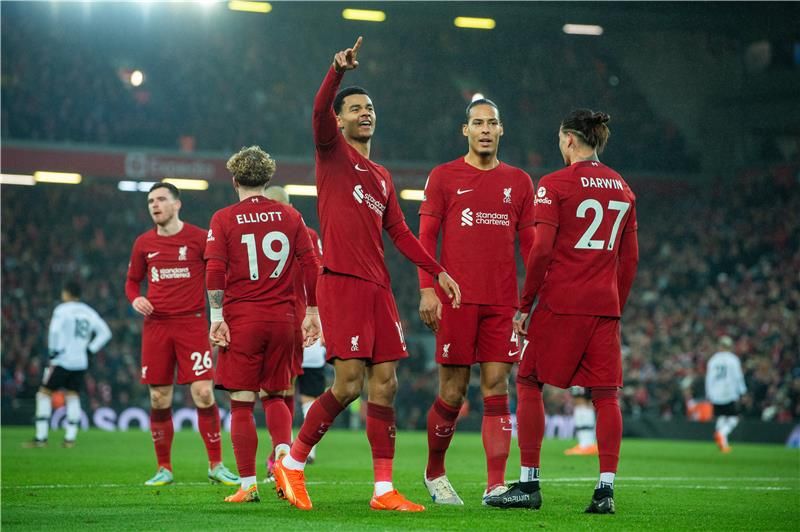 لاعبو ليفربول