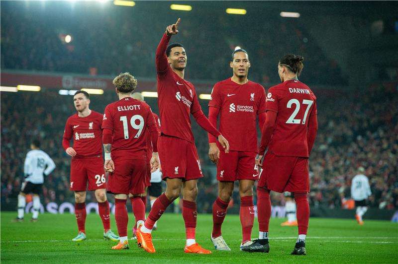 لاعبو ليفربول