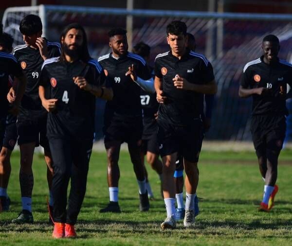 لاعبو الكهرباء