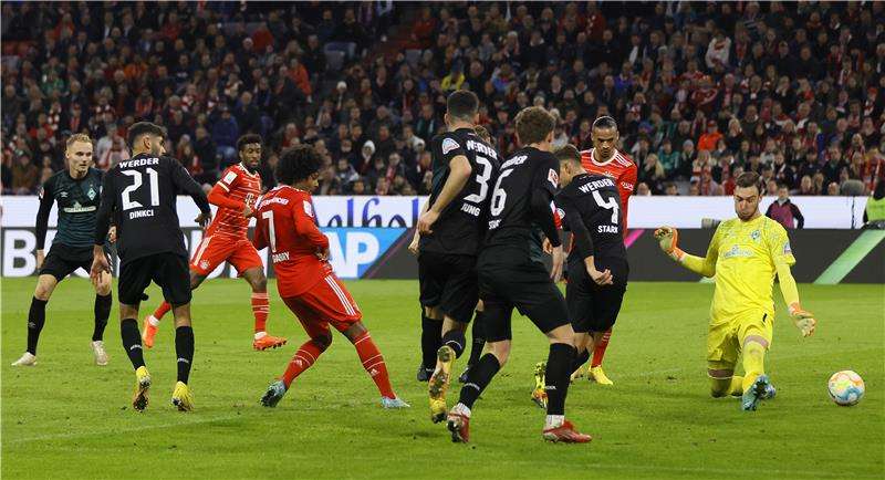 بايرن ميونخ من الدوري الألماني