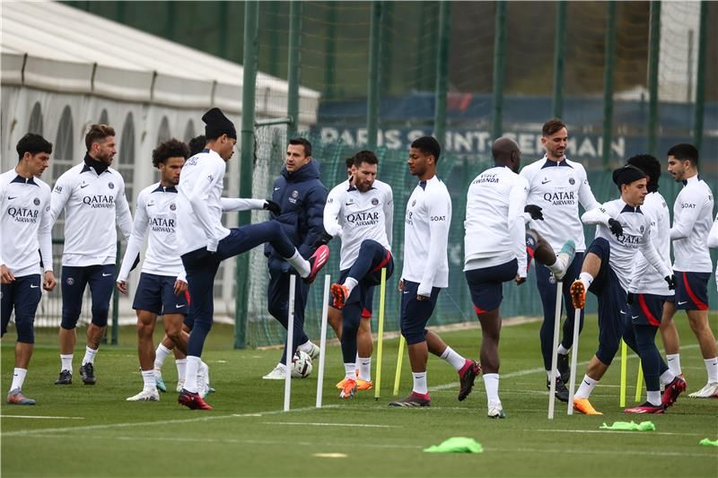 لاعبو باريس سان جيرمان