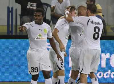 2011-08-25-00000102880640