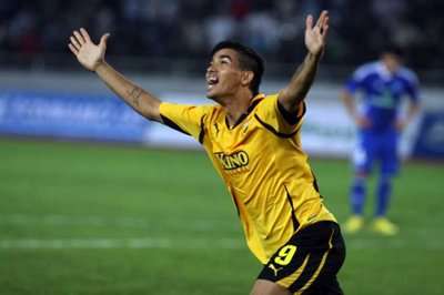 2011-08-25-00000102880834