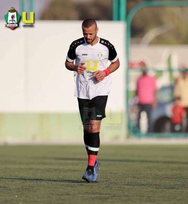 محمود زعترة يتدرب مع الوحدات