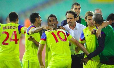 2011-08-25-00000102880780