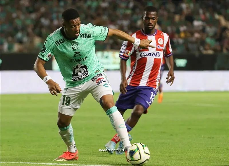 ?i=epa%2fsoccer%2f2023-05%2f2023-05-08%2f2023-05-08-10614865_epa