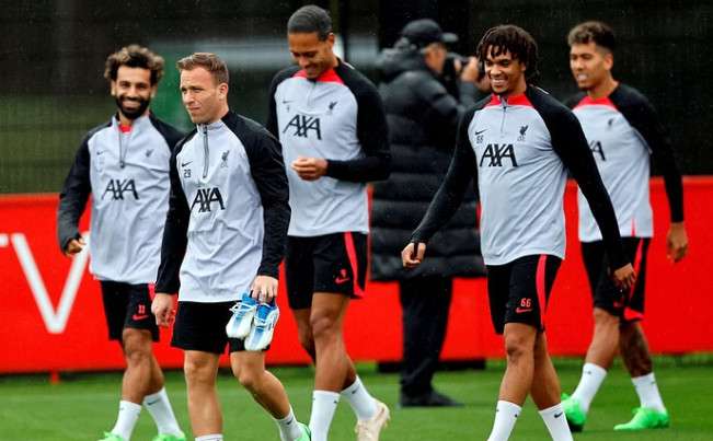 لاعبو ليفربول