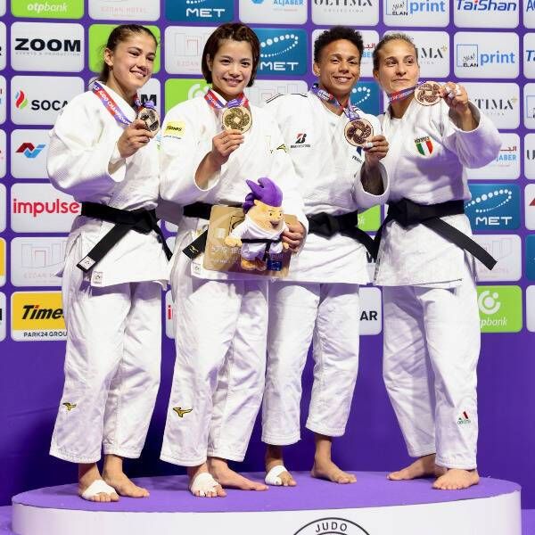 من مراسم التتويج