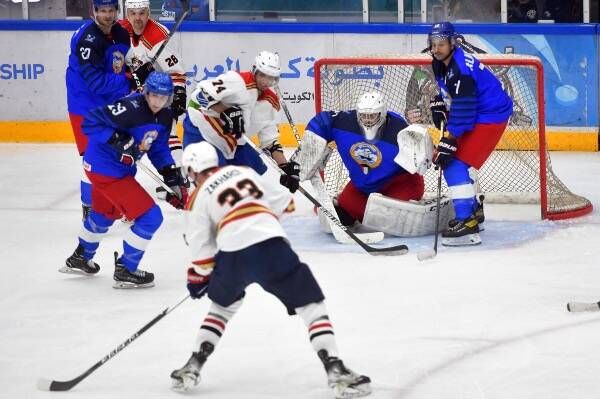 من المنافسات