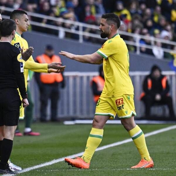 ديلور ومصطفى محمد