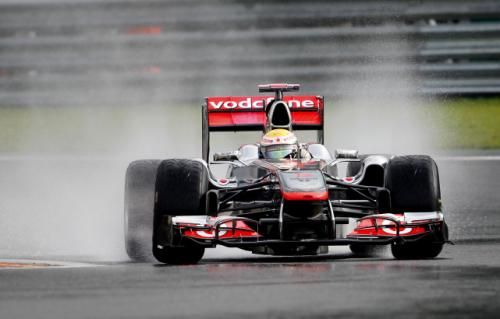 2011-08-26t100615z_01_flr02_rtridsp_3_motor-racing-prix_reuters
