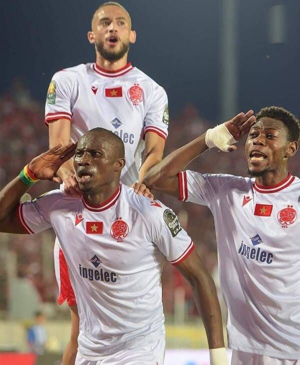 سامبو جونيور (جهة اليسار)