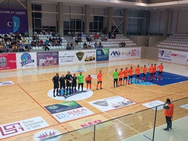 من ملعب المباراة