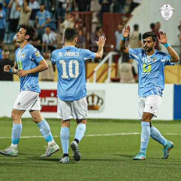 لاعبو الفيصلي