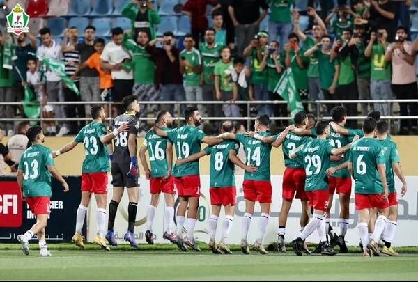 لاعبو الوحدات