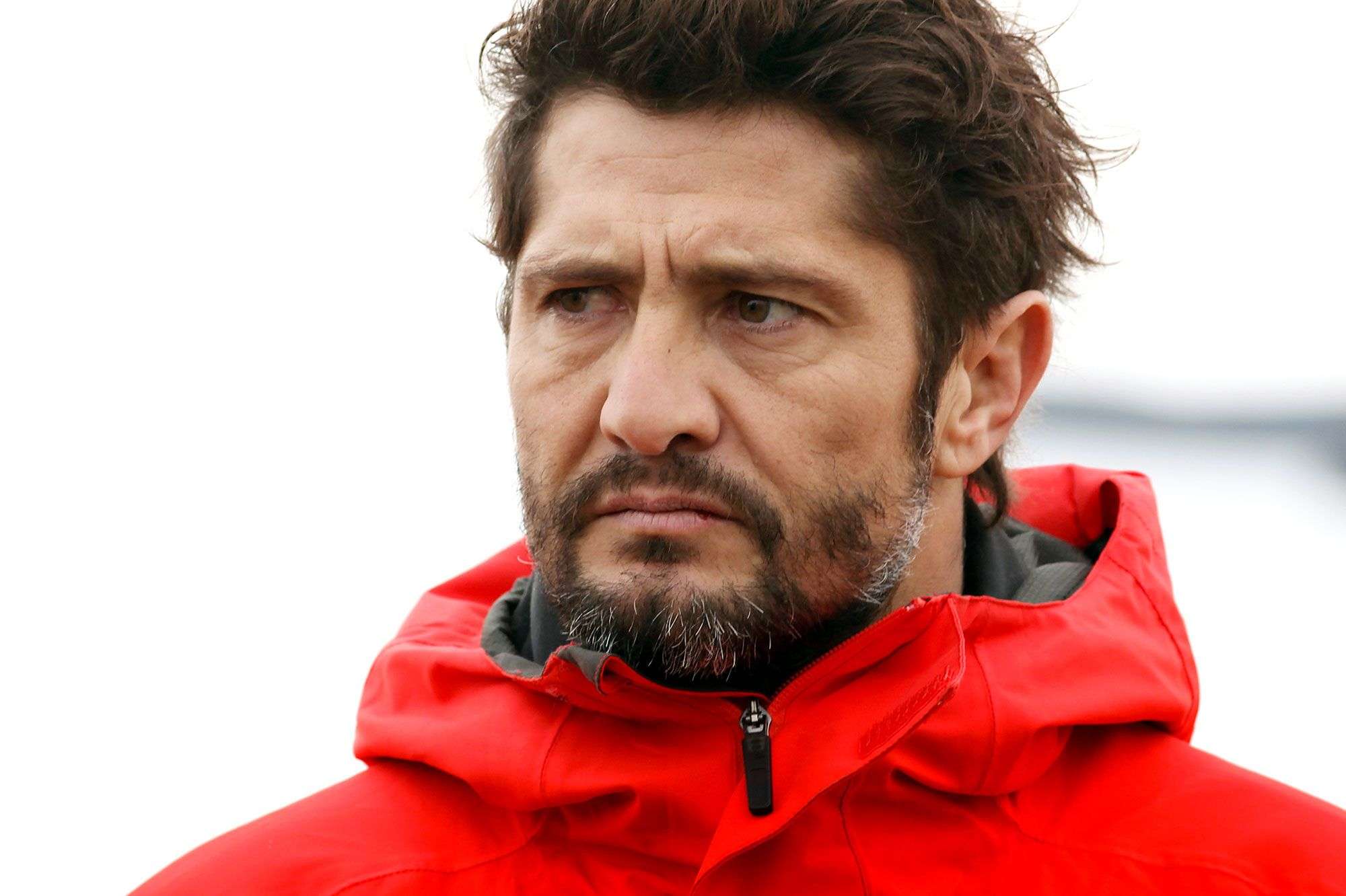 بيسنتي ليزارازو