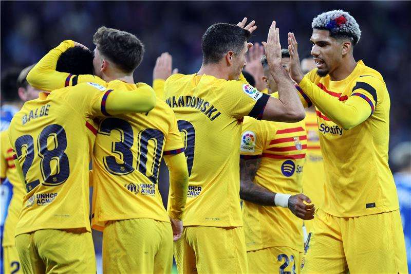 لاعبو برشلونة