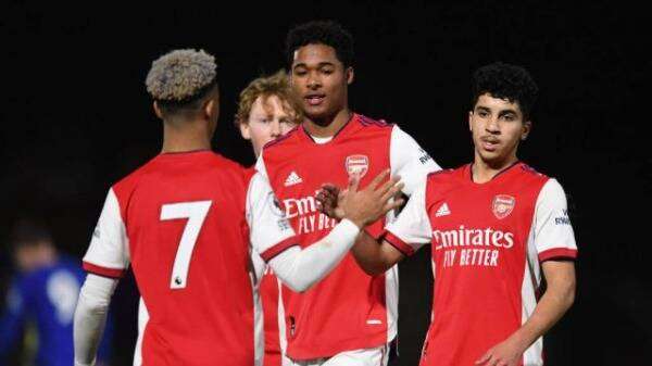 لاعبو آرسنال