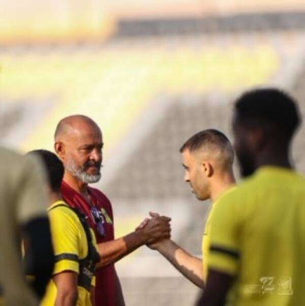 لاعبو الاتحاد