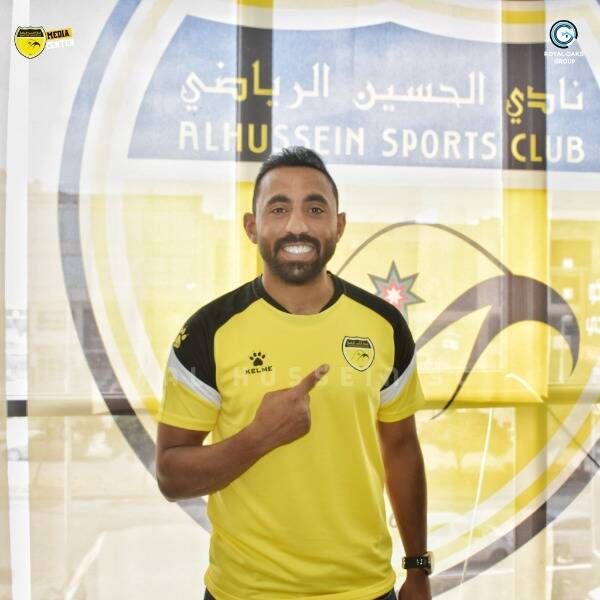 أبوعمارة بقميص الحسين إربد