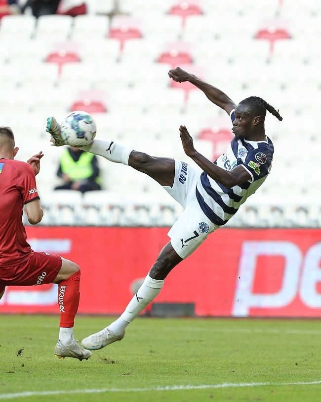 من المباراة