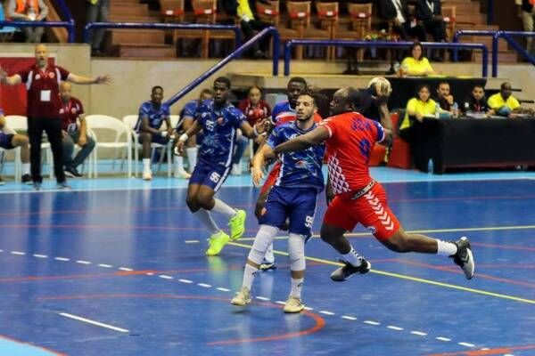 من ملعب المباراة