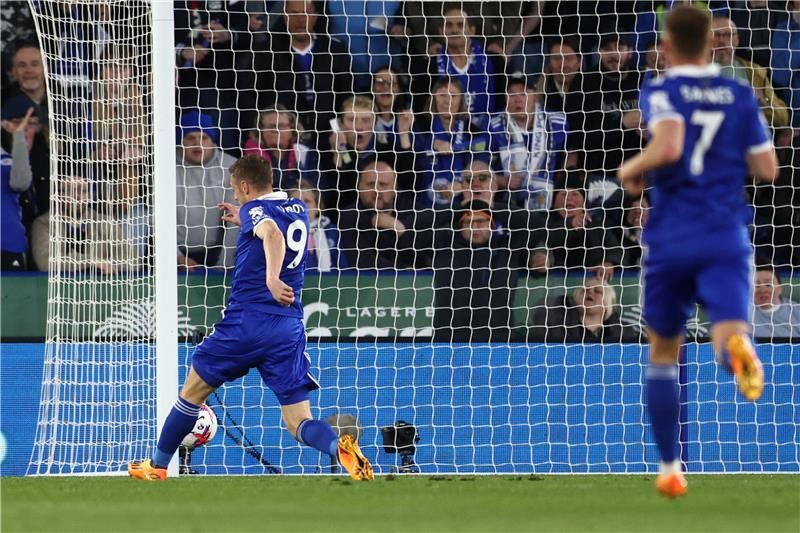 من الدوري الإنجليزي