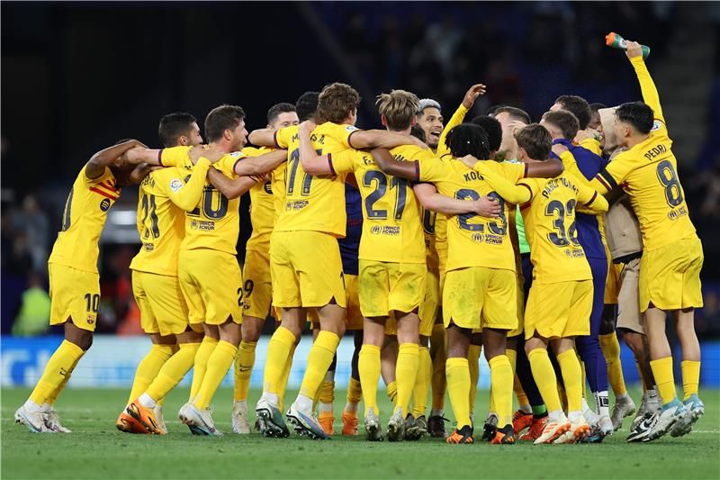 لاعبو برشلونة