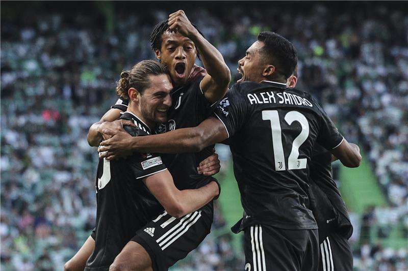 لاعبو يوفنتوس