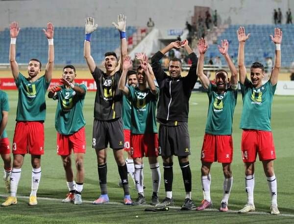 لاعبو الوحدات