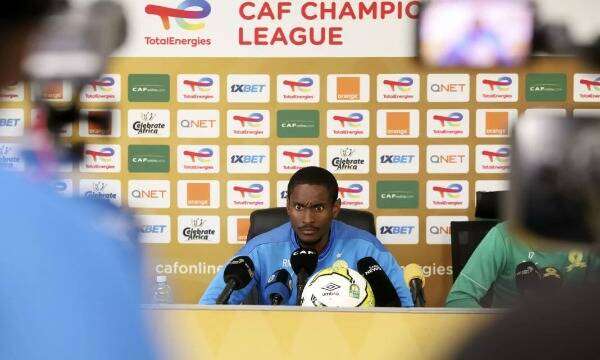 رولاني موكوينا