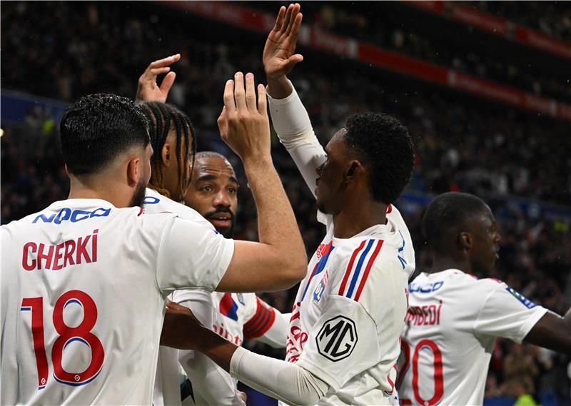 من المواجهة