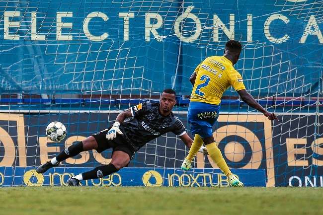 من مواجهة أروكا وتشافيس