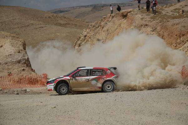 من السباقات