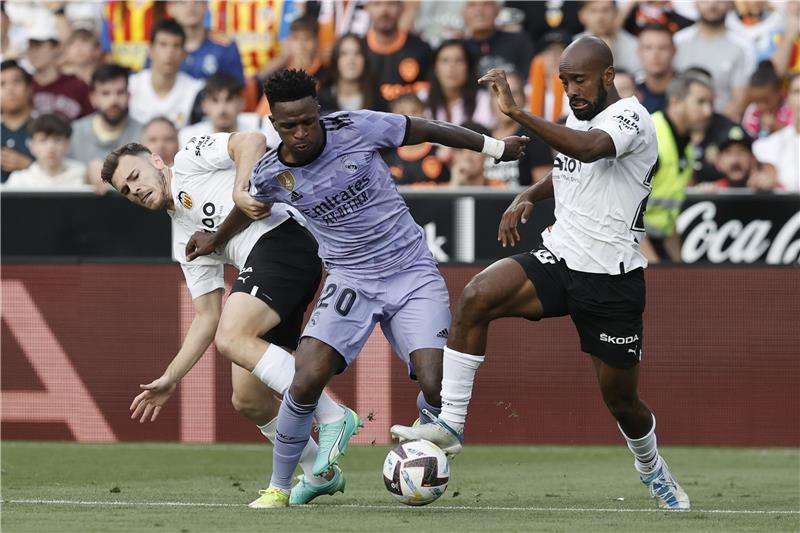 فينيسيوس جونيور