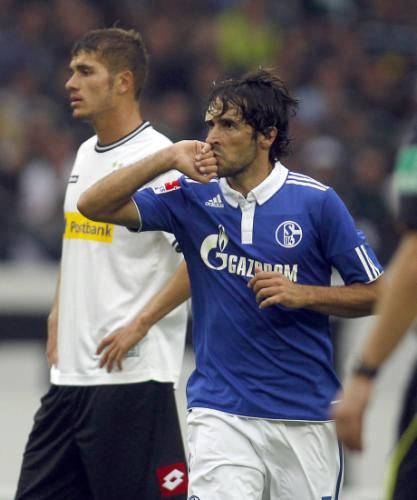 2011-08-28t170015z_01_ina09_rtridsp_3_soccer-germany_reuters