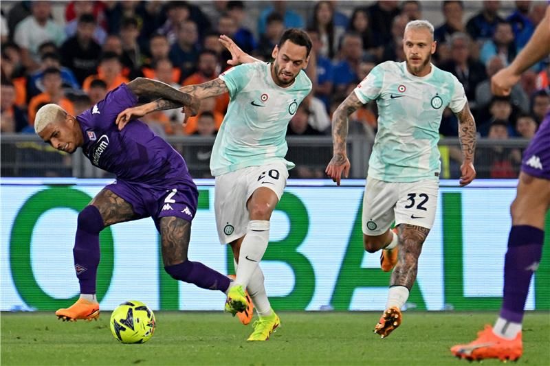 هاكان كالهانجولو