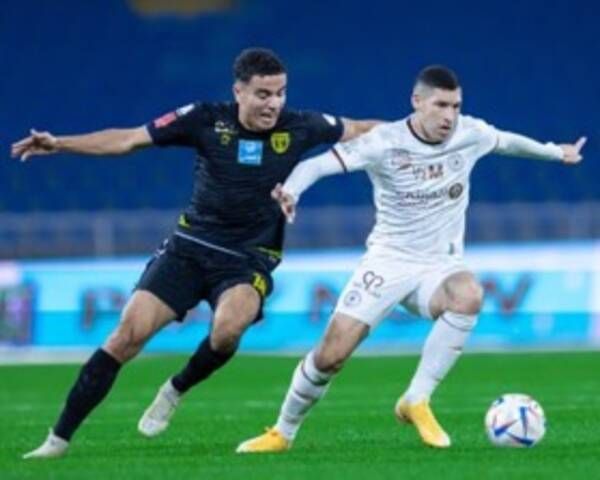 لقاء سابق بين الفريقين