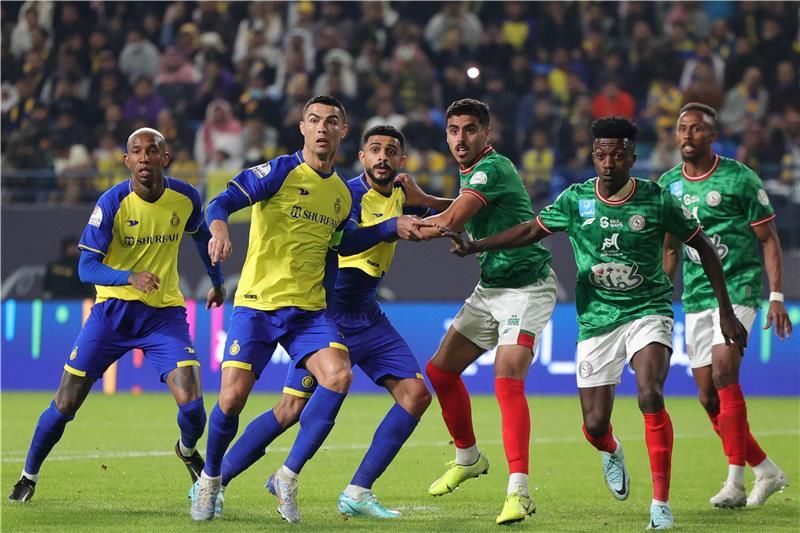 لقاء سابق بين الفريقين