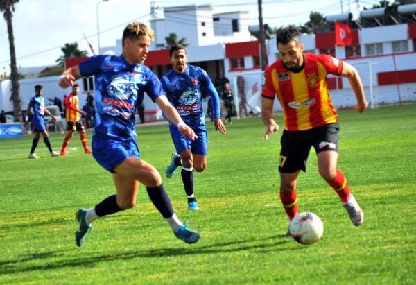 لقاء سابق بين الفريقين