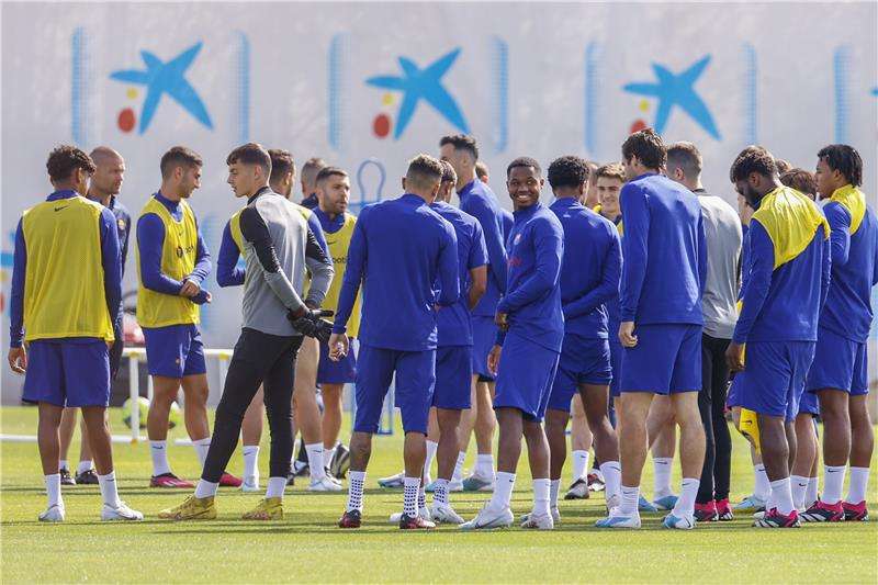 لاعبو برشلونة