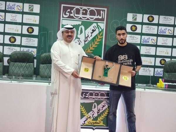 تكريم السنوسي الهادي