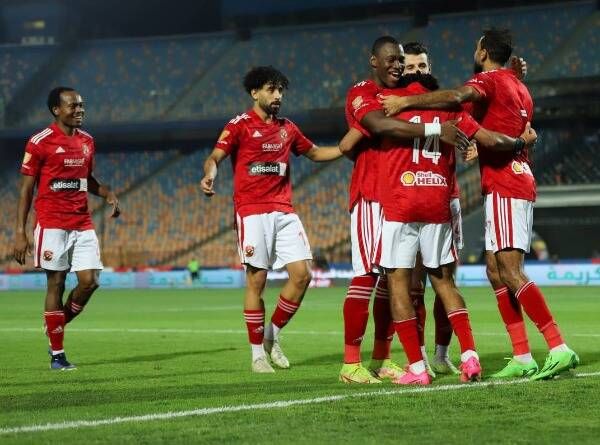 لاعبو الأهلي