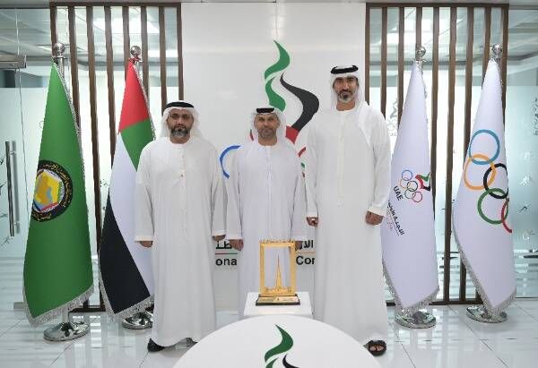 من الاجتماع