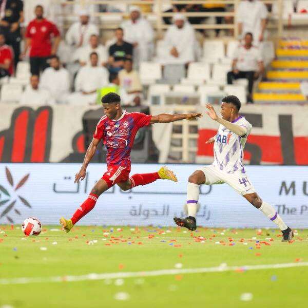 من الدوري الإماراتي